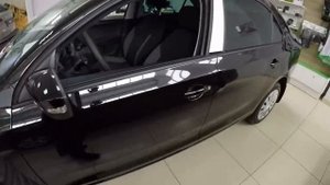 ДИЛЕР ШКОДА. СМОТРЮ НОВЫЙ РАПИД. САМ АВТО - ПОНРАВИЛСЯ, А ЦЕНА - НЕ ОЧЕНЬ!