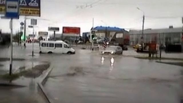 Потоп после града в Ставрополе 29.04.2014 смотреть онлайн