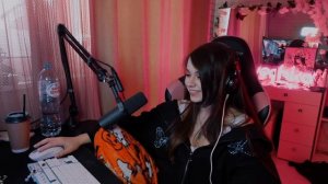 показала прокол сосков на стриме