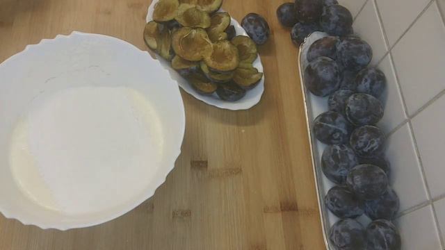 Pita od Sljiva sa prirodnim zaslađivačem STEVIA ovaj kolač mogu jest i dijabetičari смотреть онлайн