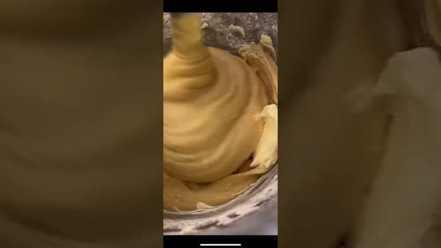 Куличи, сдобные, калорийные, но очень вкусные?