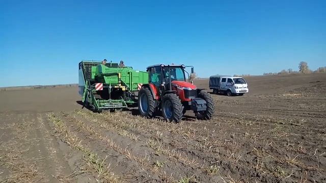 Уборка картофеля техникой AVR SPIRIT - КОЛНАГ смотреть онлайн