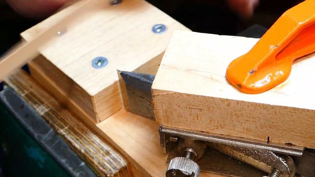 Gibson Dove and Yamaha frets смотреть онлайн