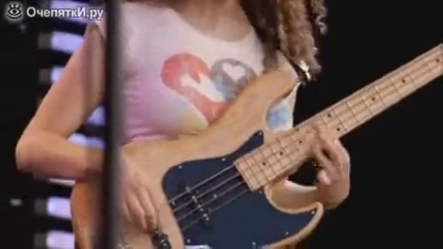 Женское соло на бас гитаре смотреть онлайн