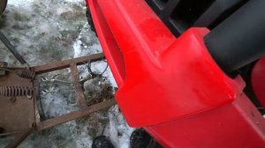 Крепление снегоотвала на квадроцикл CF moto-500. Чистим первый снег возле дома.