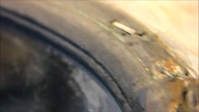 Стёкла Москвича снова чистые, сидения выбрались из пыли... | Ремонт Москвич 407 смотреть онлайн