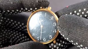 Часы ЗАРЯ  17 камней  Позолота AU 10