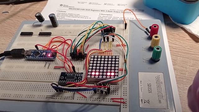 Multiplexing a LED Matrix Display with Shift Registers and Multiplexers [Pt. 4] смотреть онлайн