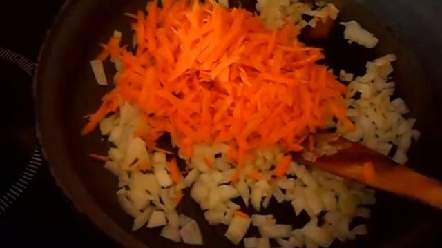 Как приготовить вкусный  суп грибной с рисом.