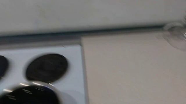 Пробую отмыть посуду от пригоревшего молока