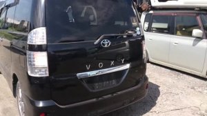 Видео-тест автомобиля Toyota Voxy (AZR60-0442401, 1AZ-FSE, черный, 2005 г.)