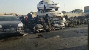 Брошенные авто в  Арабских  Эмират ОАЭ