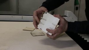 Сборка без клея, на защелках, коробочки из фанеры.