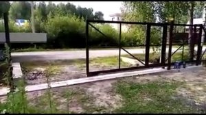 Раздвижные ворота с калиткой