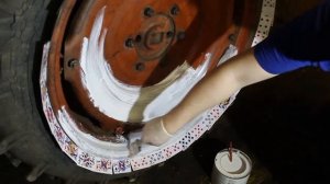 Трактор т 25 Покраска больших колес (снаружи) (2022)