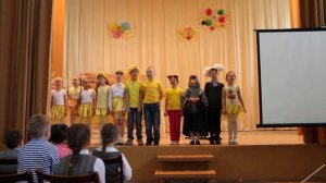 2в класс, английский спектакль "The Little Red Hen" ГБОУ Школа 978 (2 здание) часть 2