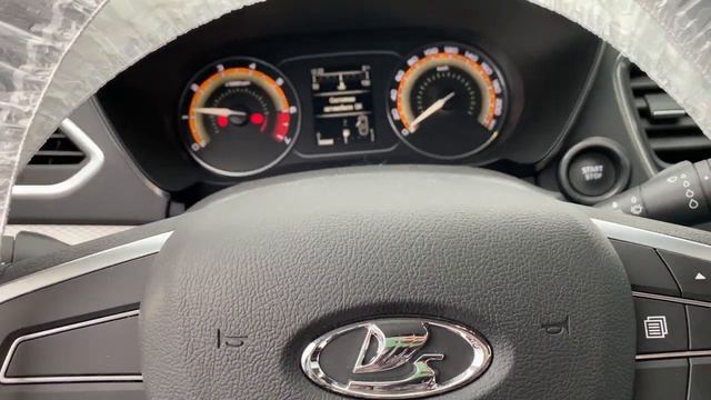 Лада Веста NG . Забираем машину у дилера смотреть онлайн