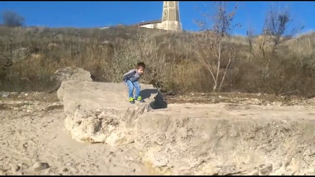 Зайка-попрыгайка.... поездка в мержаново.. маяк.. ростовская область,