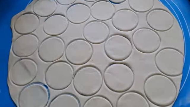 Домашние пельмени,Идеальное тесто для пельменей с добавлением крахмала,"@"рецепты от бабушки Лены