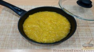 Курица, тушенная в луковом соусе