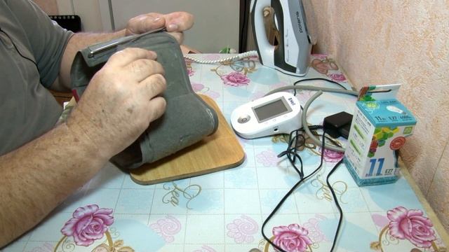 Как заклеить манжету тонометра в домашних условиях  mp4