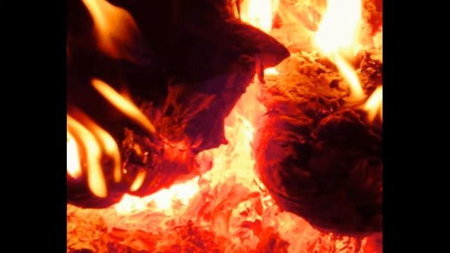 Посидим у ночного костра.... (Муз. В. Каляда) смотреть онлайн