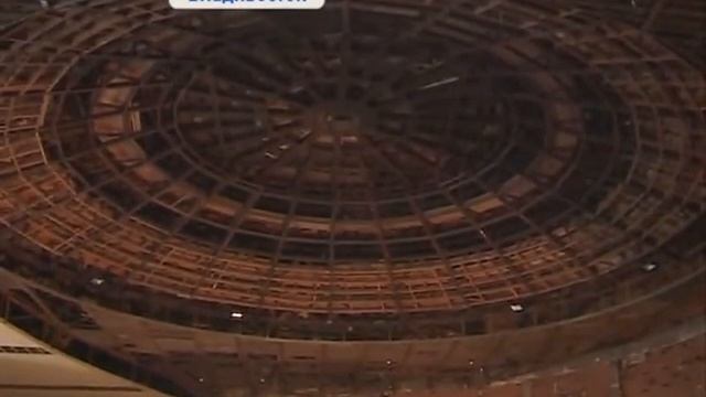 В цирке провели демонтаж основания арены смотреть онлайн