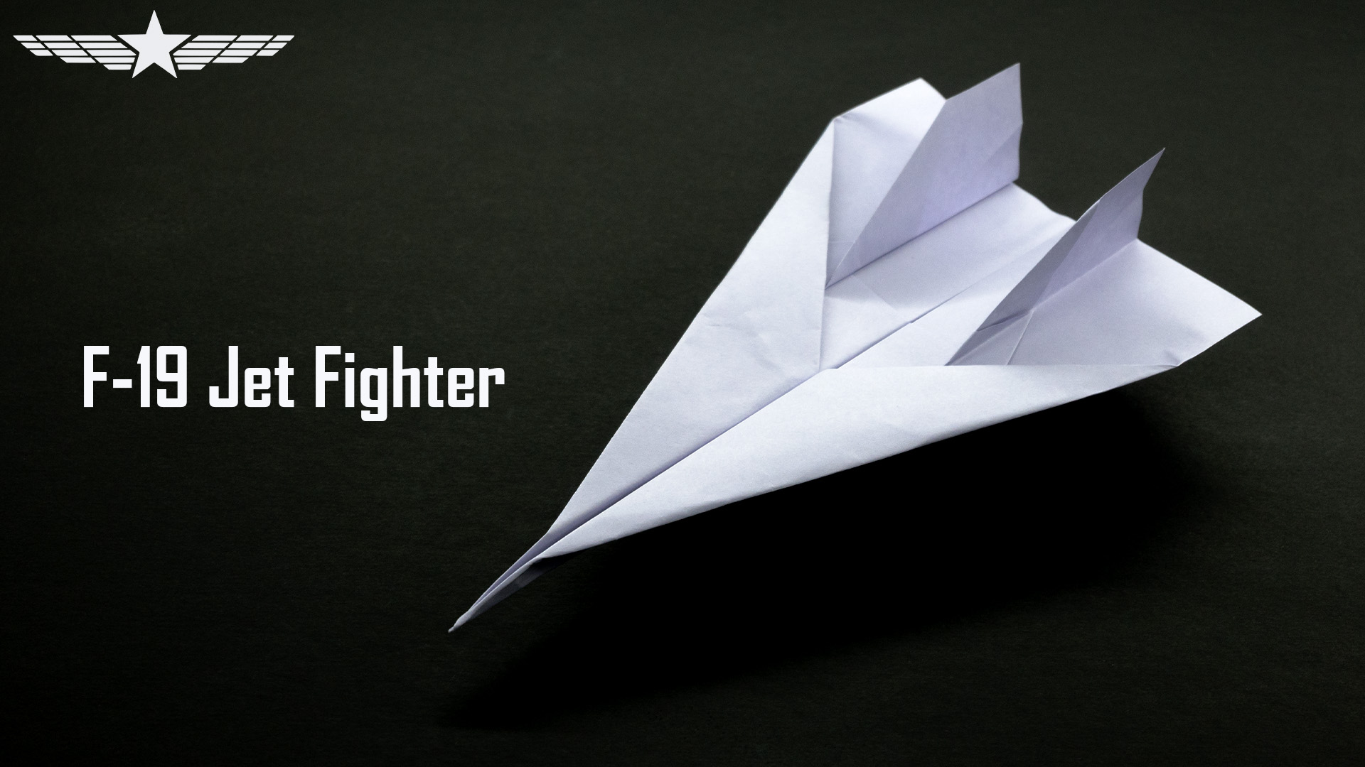 Руководство по складыванию легендарного бумажного самолетика F-19 смотреть онлайн