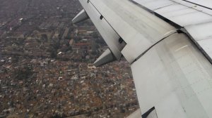 Boeing  737-800 Landing at Surabaya Airport Loin Air