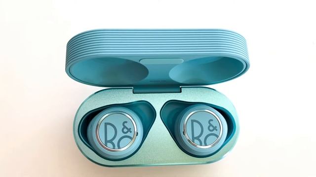 B&O E8 Sport wireless earbud review Bang and Olufsen смотреть онлайн