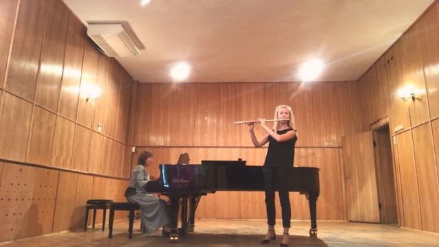 Dutilleux Sonatina for flute and piano смотреть онлайн