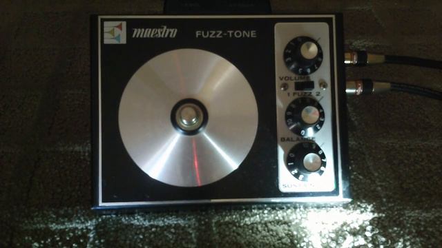 Maestro Fuzz Tone FZ1s смотреть онлайн