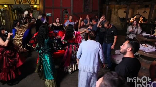 Ведущая Радаслава и Цыганский ансамбль Шоу Арт-Магия на юбилей свадьбу Новый год! 8 908 141 03 84 смотреть онлайн