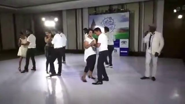 Bachata Bootcamp by Gupson @ Latin Festival Madras 2016 смотреть онлайн