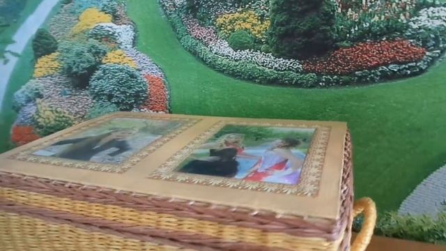 Сундучок -- плетение из газетных трубочек, декупаж. смотреть онлайн