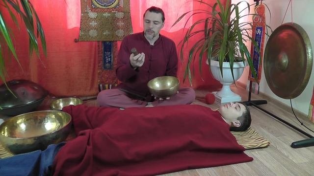 Массаж поющими чашами Энергетический душ