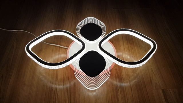 Светодиодная люстра 5892/2+2 WHT смотреть онлайн