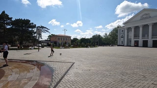 Город Темрюк Площадь с фонтаном перед ДК. Часть 2 смотреть онлайн