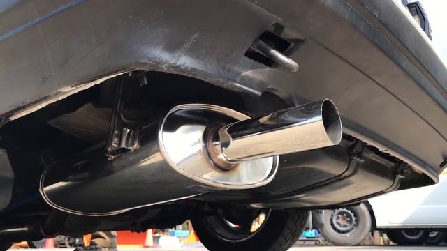 AE86 マフラーサウンド RSハラダ60パイシングルテール車検対応 смотреть онлайн