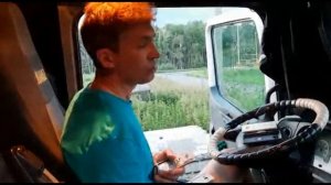 Как спать в фуре | Сон дальнобойщика в рейсе | Недостатки тягача КамАЗ | Семейный Дальнобой