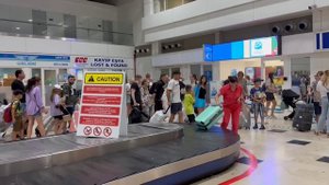 Турция 2023?? Снова ПРИЛЕТЕЛИ и ПРОЗРЕЛИ❗️ Аэропорт Анталии ПЕРЕПОЛНЕН. ТОЛПЫ туристов ЕДУТ на ОТДЫ