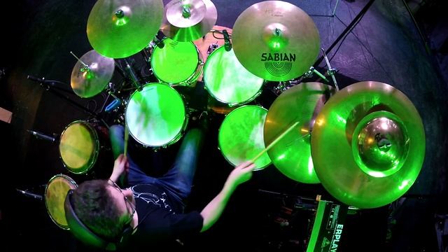 Drummer Héctor Moltó plays Flamenco 'Bulerías' from guitar master Tomatito смотреть онлайн