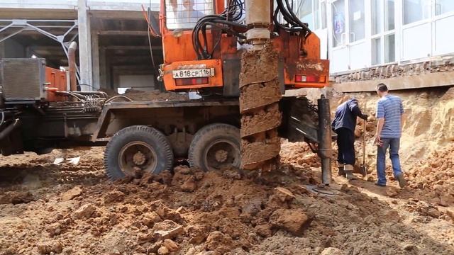 Бурение скважин под буронабивные сваи и колодцы смотреть онлайн