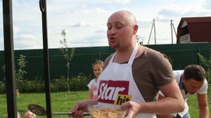 Певец Шура в проекте "Твори еду!".