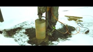 Отверстие для трубы в гараже