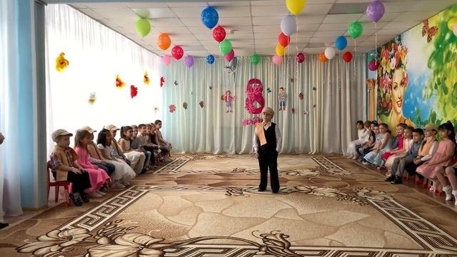 Утренник к 8 марта (подготовительная группа)