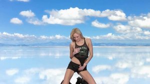 iStripper   Ivana Sugar