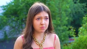 Бедная Девушка На Богатой Ночевке || Меня Удочерили Миллионеры