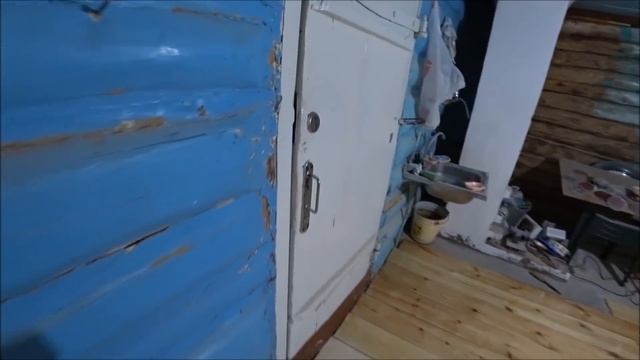 Покрыл полы паркетным лаком /мини влог :из деревни. смотреть онлайн