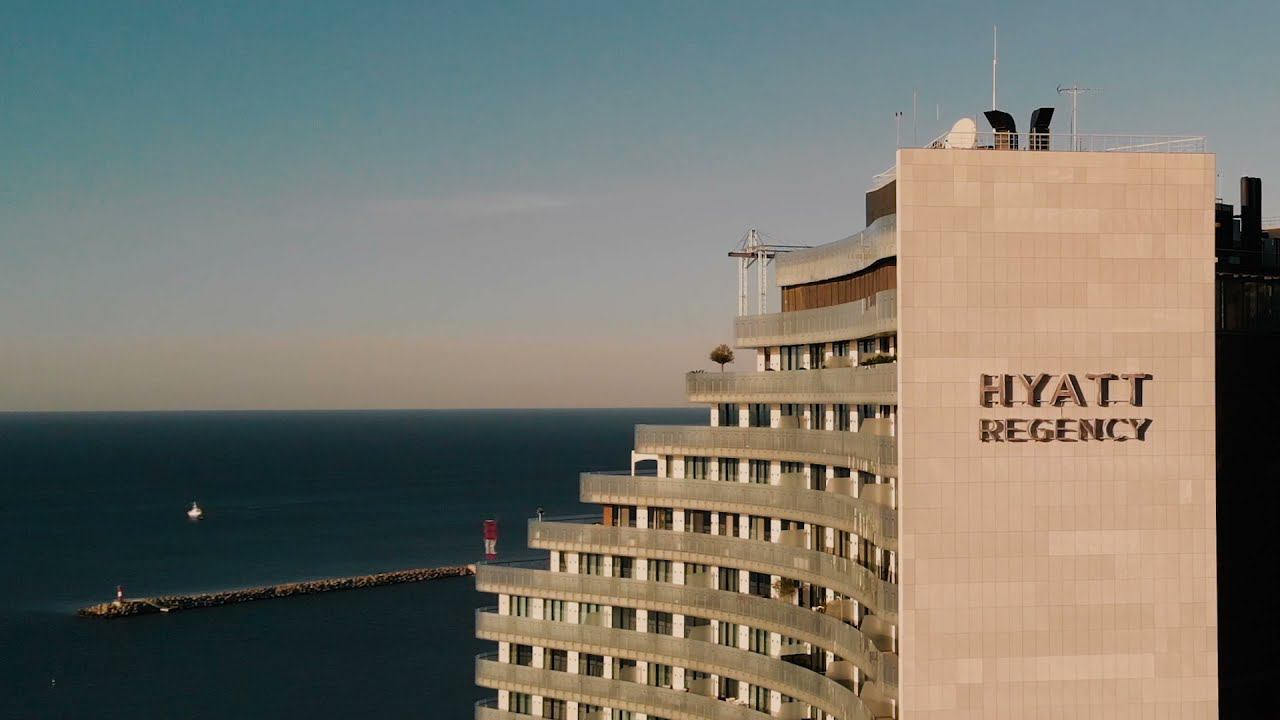 Новая #терраса из #МПК у #бассейна для Hyatt Regency Sochi 5* взамен #термодревесины и #лиственницы смотреть онлайн